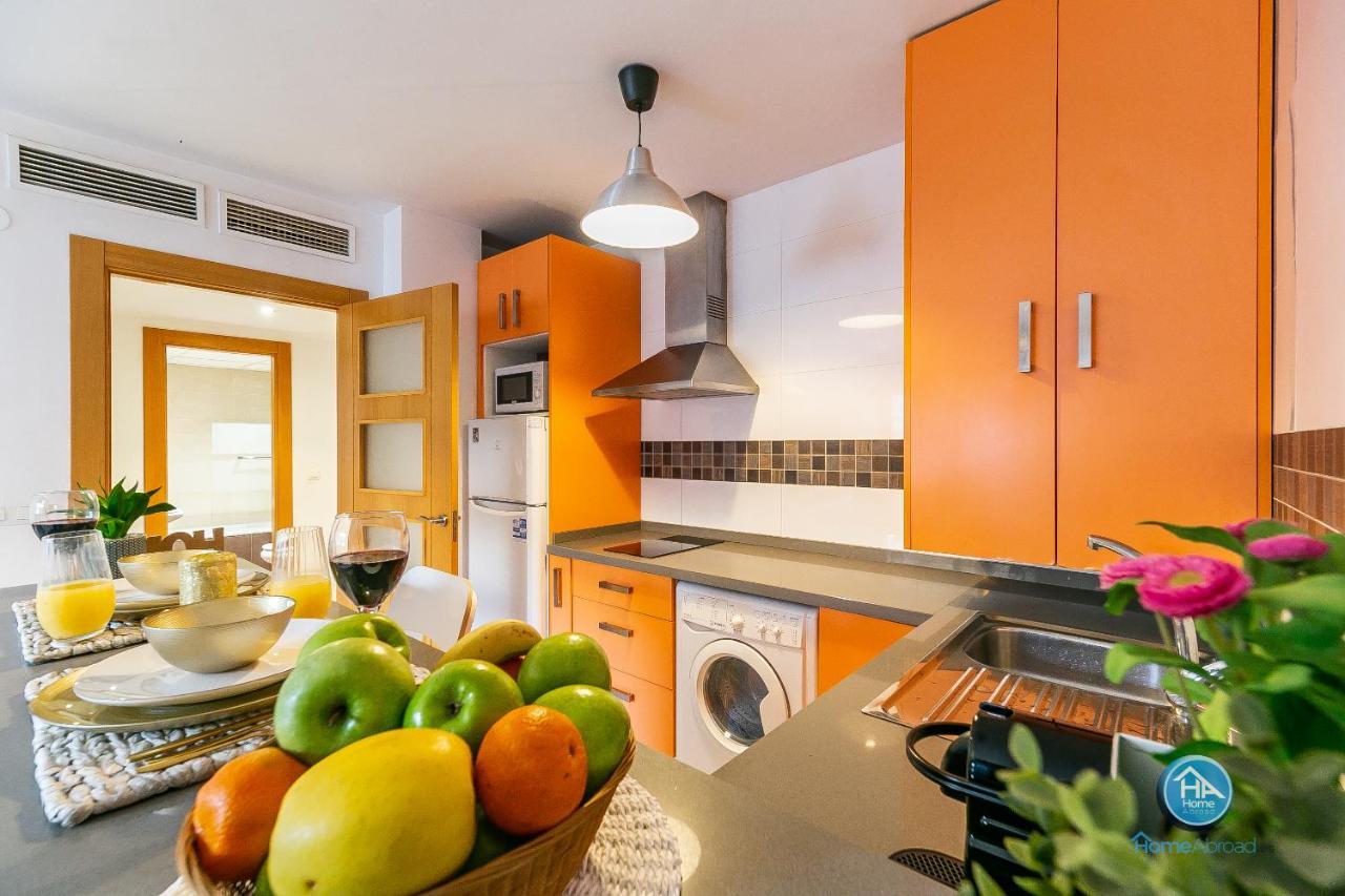 Malaga Boutique Stay - Carlos Haya Area With Parking Exterior photo