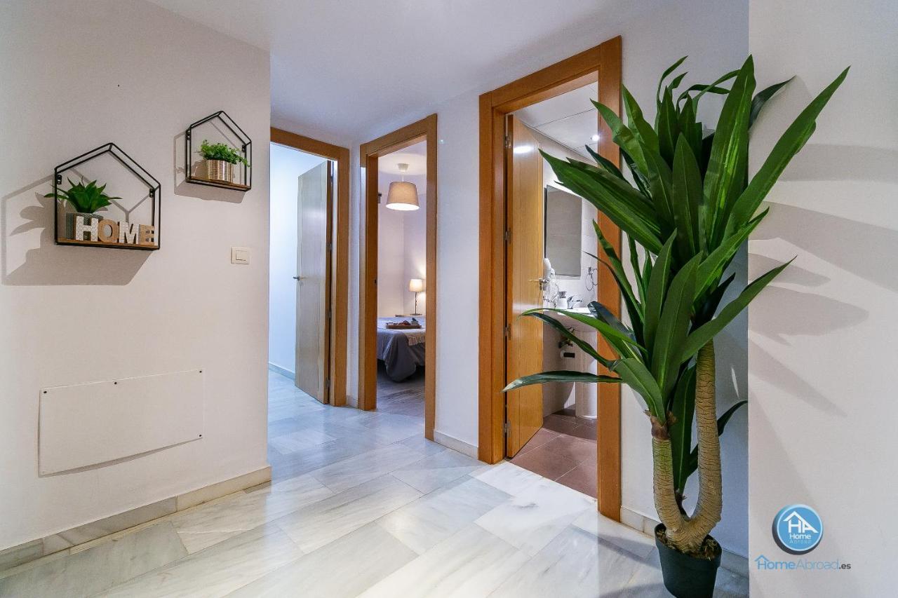 Malaga Boutique Stay - Carlos Haya Area With Parking Exterior photo